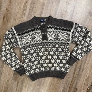 CBC Sport • VTG Norwegian Nordic Fair Isle Wool Sweater